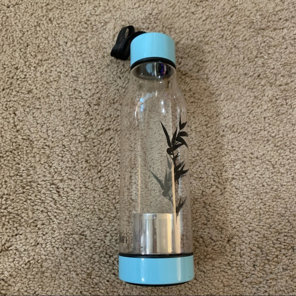 NWOT Hot Tea Strainer Water Bottle